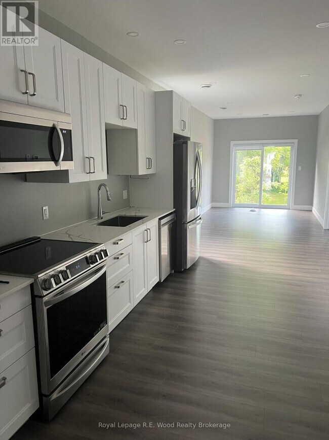 335 John St S in Aylmer, ON - Building Photo - Building Photo