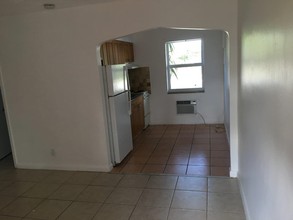 19th Avenue Apartments in Hollywood, FL - Foto de edificio - Building Photo