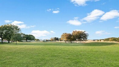 2605 Bear Oak Dr in Fort Worth, TX - Building Photo - Building Photo