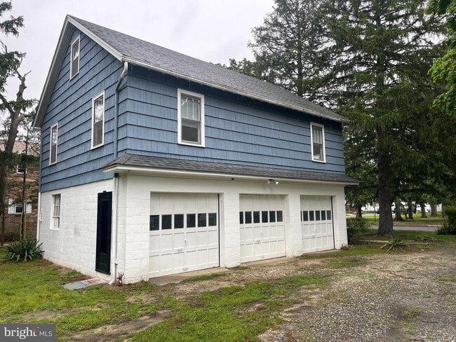 property at 1500 S Central Ave