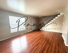 214 N Oak Dr in Belton, MO - Building Photo - Building Photo