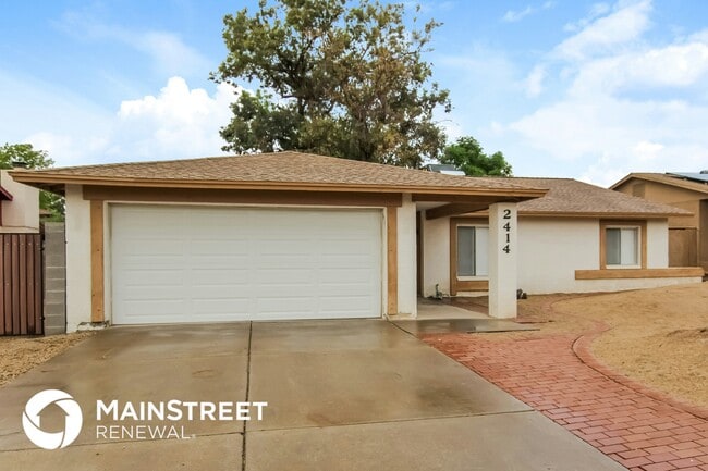 2414 W Redfield Rd in Phoenix, AZ - Building Photo - Building Photo