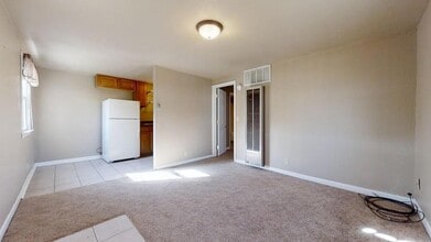 103 Eads St, Unit A in Thomasboro, IL - Building Photo - Building Photo