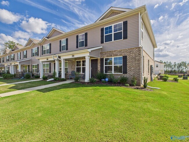 21416 Old Poseidon Ln in Athens, AL - Building Photo - Building Photo