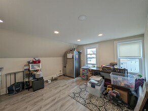 489 Main St in Medford, MA - Building Photo - Building Photo