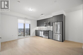 8-2508 Nahani Way in Mississauga, ON - Building Photo - Building Photo