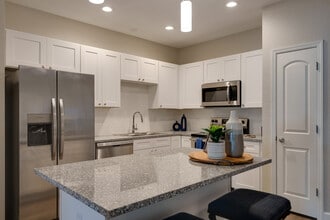 North Beach on Kernan in Jacksonville, FL - Foto de edificio - Interior Photo