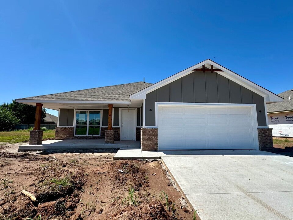 8516 NW 75th St in Oklahoma City, OK - Building Photo