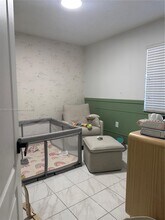 2200 NW 78th Ave in Hollywood, FL - Building Photo - Building Photo
