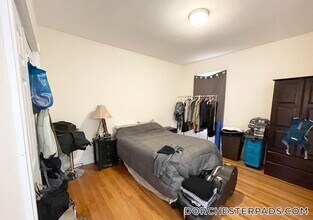 14 Edison Green-Unit -1 in Boston, MA - Foto de edificio - Building Photo