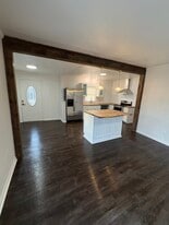 589 Mountain Rd in Clinton, TN - Building Photo