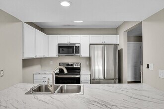 2321 Lexington Village Ln in Colorado Springs, CO - Building Photo - Building Photo