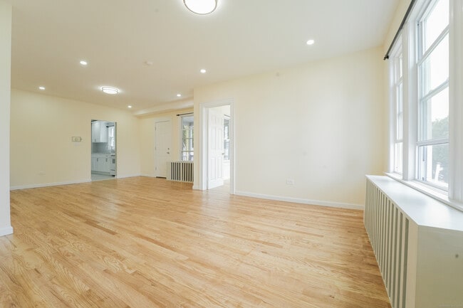 property at 21 Lake St
