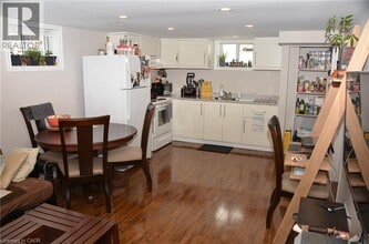 82 Palmer Rd in Hamilton, ON - Building Photo - Building Photo