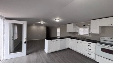 1900 Harper Dr in Atchison, KS - Building Photo - Building Photo