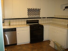 827 Avenue M in Huntsville, TX - Building Photo - Building Photo