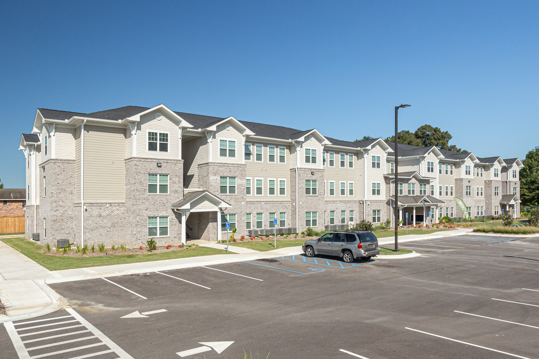 Peaks of Baton Rouge - Ages 55+ Luxury Living in Baton Rouge, LA - Building Photo