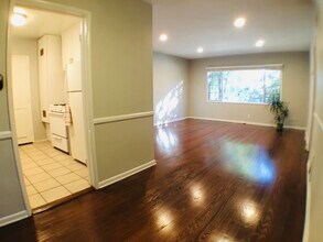 6703 Franklin Ave in Los Angeles, CA - Building Photo - Building Photo