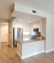 5360 Basie St in Ventura, CA - Building Photo - Building Photo