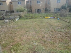 875 SW 6th Pl in Homestead, FL - Building Photo - Building Photo