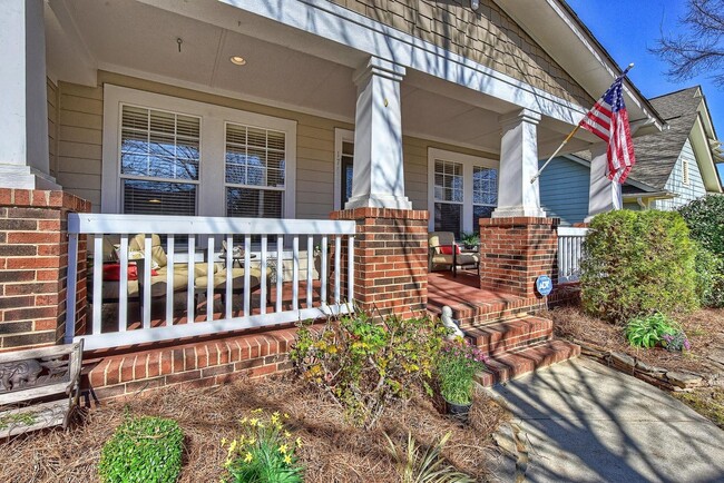 17621 Harbor Walk Drive in Cornelius, NC - Building Photo - Building Photo