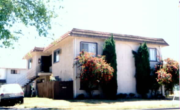 1917 Clayton Way in Concord, CA - Building Photo - Building Photo