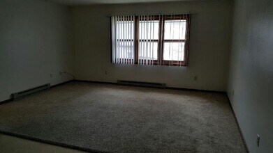 1810 N 10th Ave in Wausau, WI - Building Photo - Building Photo