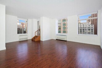 100 John St in New York, NY - Building Photo - Building Photo