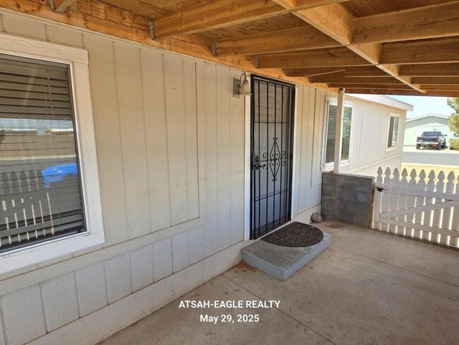 853 Sandpiper Dr in Page, AZ - Building Photo - Building Photo