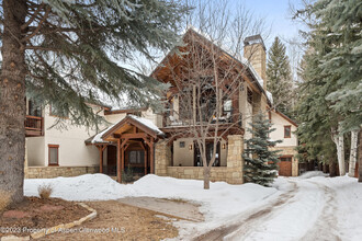 822 Bonita Dr in Aspen, CO - Building Photo - Building Photo