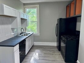 2317 Chickasaw St in Cincinnati, OH - Building Photo