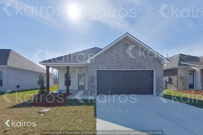 13968 Rosewell St in Denham Springs, LA - Building Photo