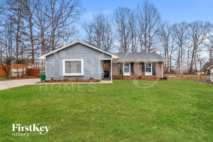 1926 Middlewood Ct in High Point, NC - Building Photo