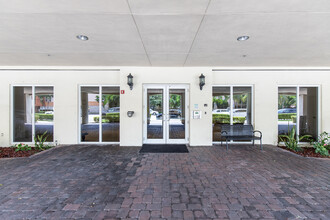 Gables View in Miami, FL - Building Photo - Building Photo