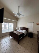214 David Walker Dr in Tavares, FL - Building Photo - Building Photo