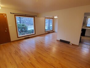 4639 W Parkland Ave in Brown Deer, WI - Building Photo - Building Photo