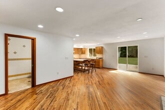 24828 124th St SE in Monroe, WA - Building Photo - Building Photo