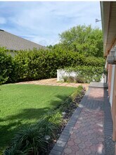 656 English Lake Dr, Unit 2 in Winter Garden, FL - Foto de edificio - Building Photo