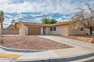 5045 S Sepulveda Blvd in Las Vegas, NV - Building Photo - Building Photo