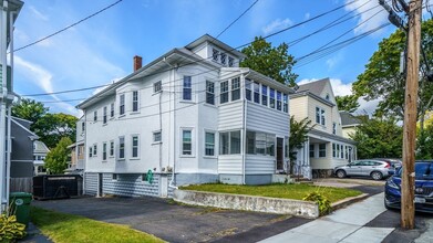 100 Langdon Ave, Unit 2 in Watertown, MA - Foto de edificio - Building Photo
