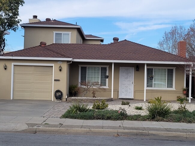 property at 621 Bryan Ave