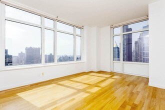 325 5th Ave-Unit -30E in New York, NY - Building Photo - Building Photo
