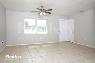 1513 Harbor Blvd in Port Charlotte, FL - Building Photo - Building Photo