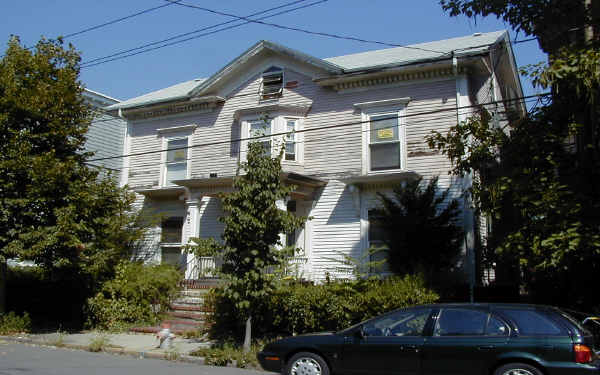 7 Florence St in Cambridge, MA - Foto de edificio