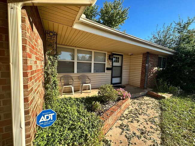 1321 Garland Dr in Oklahoma City, OK - Building Photo - Building Photo