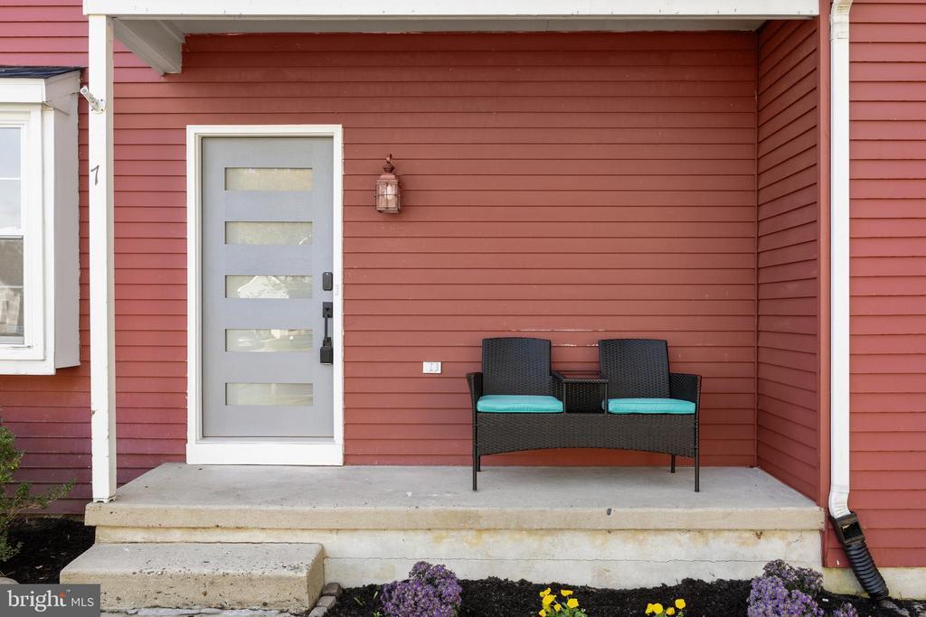 7 Flamingo Ct in Voorhees Township, NJ - Building Photo