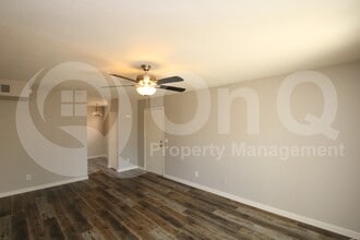 2807 E Paradise Ln in Phoenix, AZ - Building Photo - Building Photo