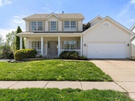605 Thornridge Dr in O'Fallon, MO - Building Photo