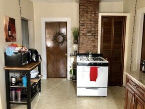 66 Morton Ave, Unit 3 in Medford, MA - Building Photo - Building Photo