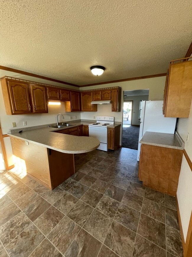 property at 804-806-806 N Irene Ave